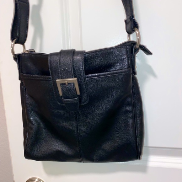 Black Merona purse - Picture 1 of 8